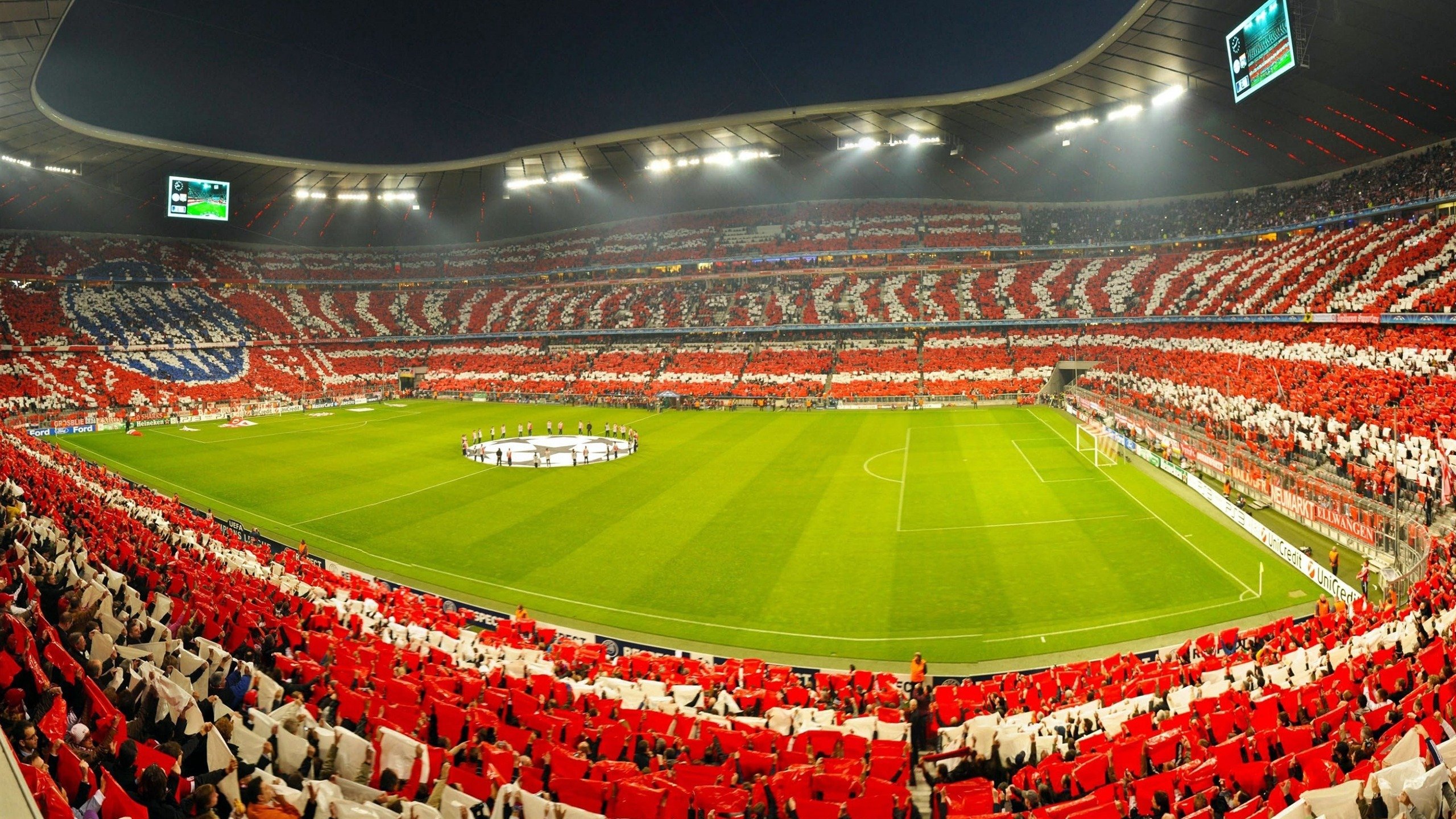 Scout连续十五场比赛得分超过最后时刻胜出，C9不断突破！赛场气氛高涨