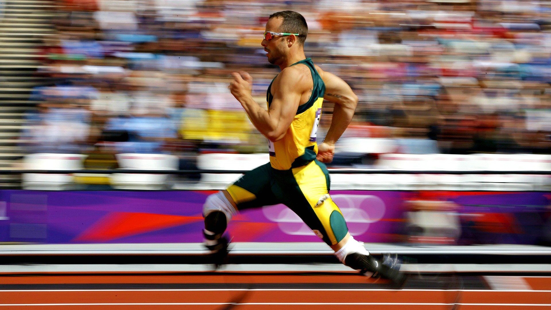 大比分获胜引发热议！德约科维奇在加拿大队比赛中刷新纪录再创辉煌时刻